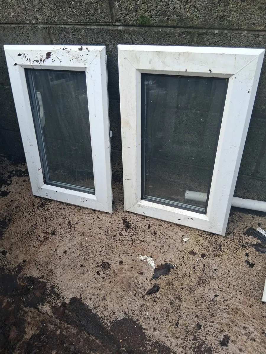 2 small pvc windows for €50 - Image 1