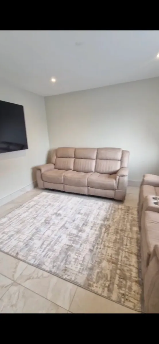 2 & 3 Seater Couch - Image 1