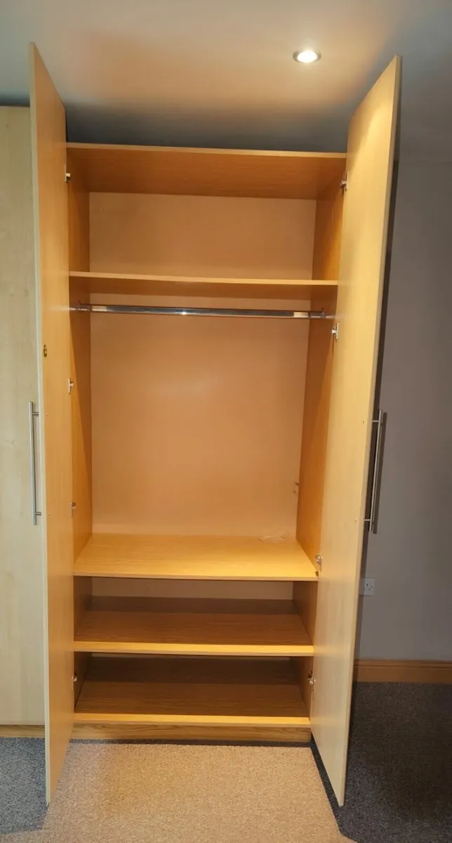 Built in wardrobes - Image 2