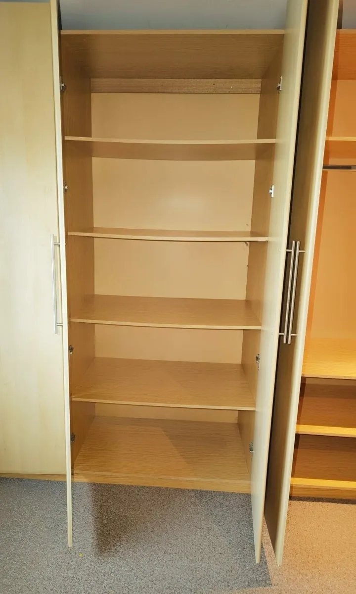 Built in wardrobes - Image 4