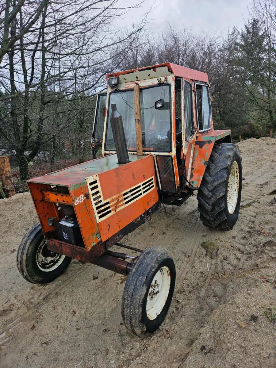 Fiat 880 tractor 2wd - Image 2