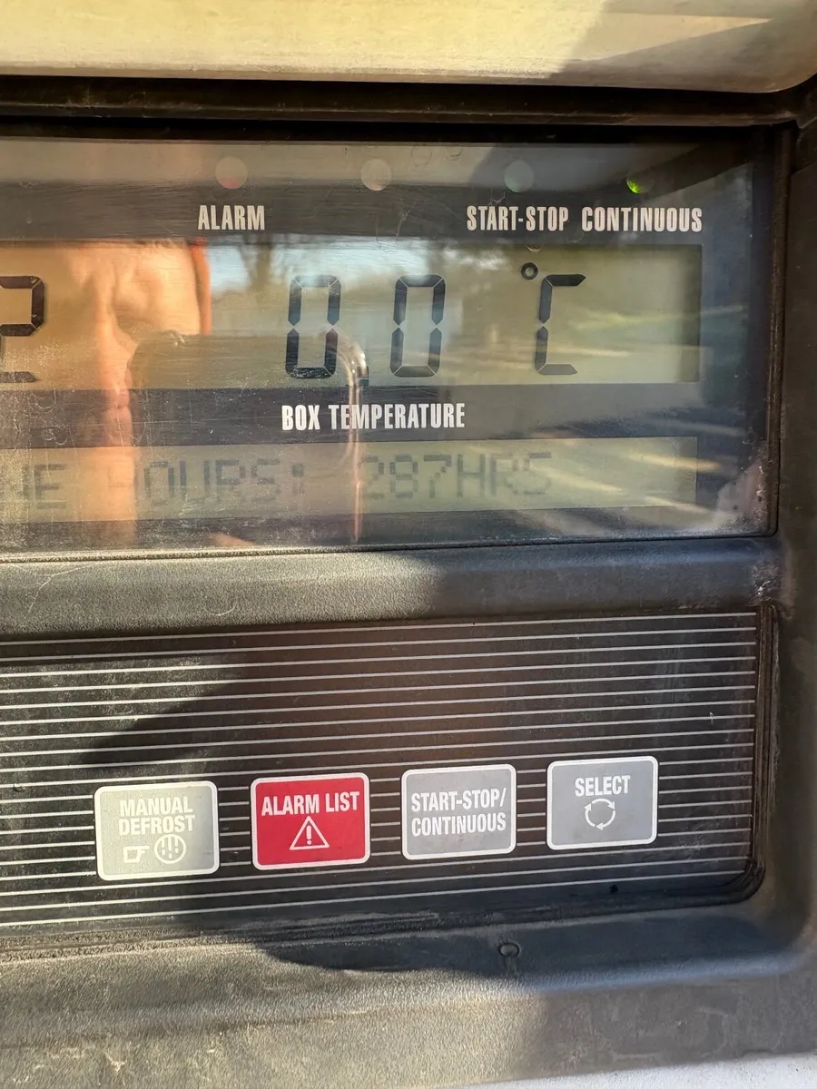 Schmitz Fridge Trailer - Image 2