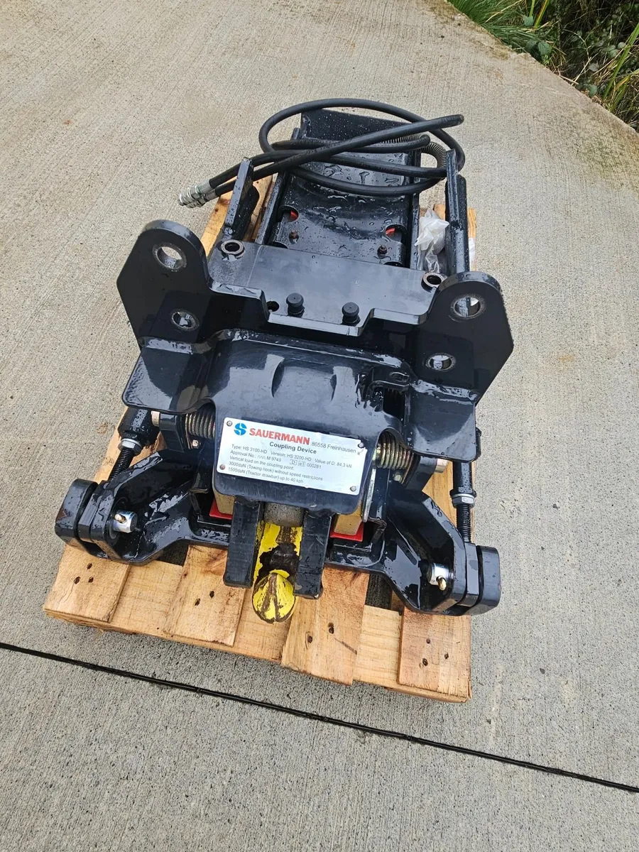 Newholland Sauermann hitch - Image 1