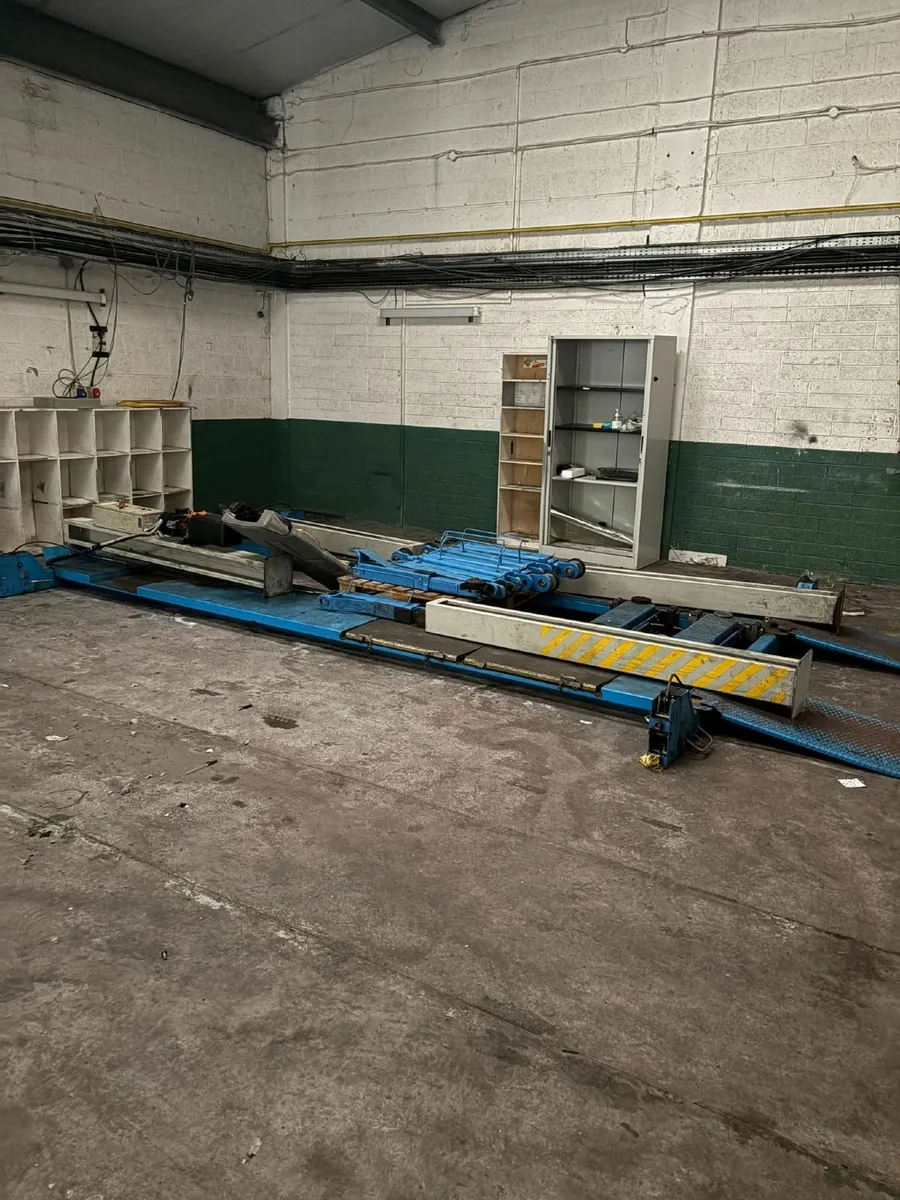 4 POST LIFT  WERTHER ITALY MADE