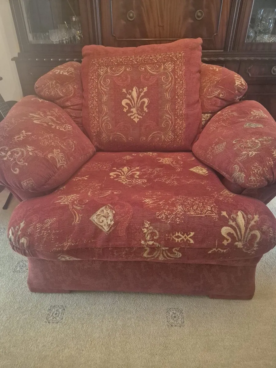 Arm Chair Free to take away