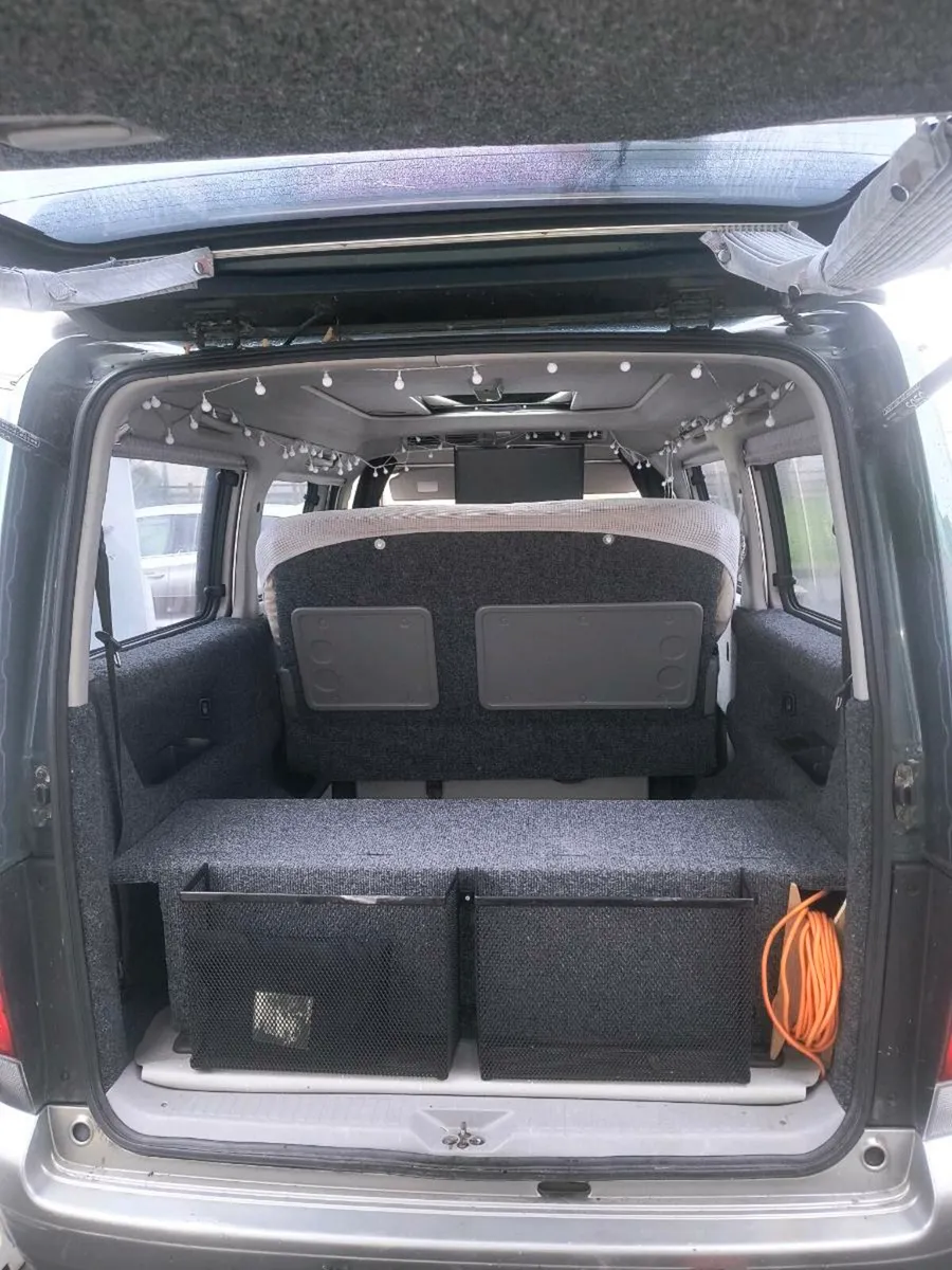 Mazda bongo - Image 2