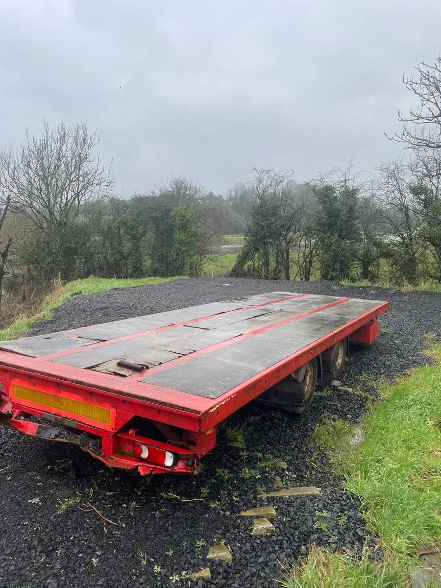 Low loader - Image 4