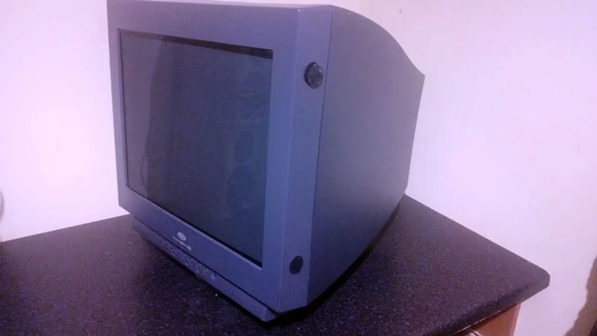 La Cie Electron Blue 19" IV - Image 4