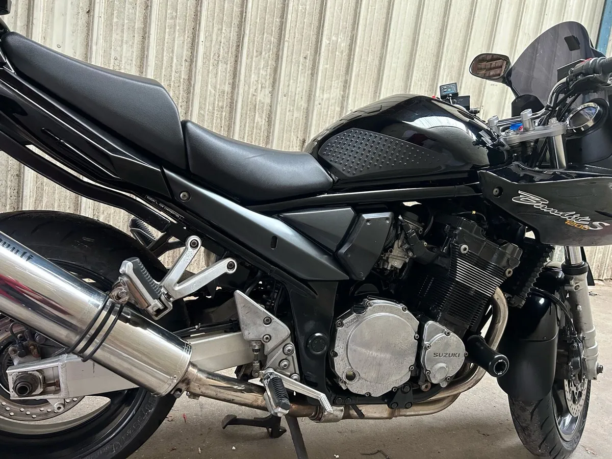Suzuki  GSF Bandit 1200 - Image 2