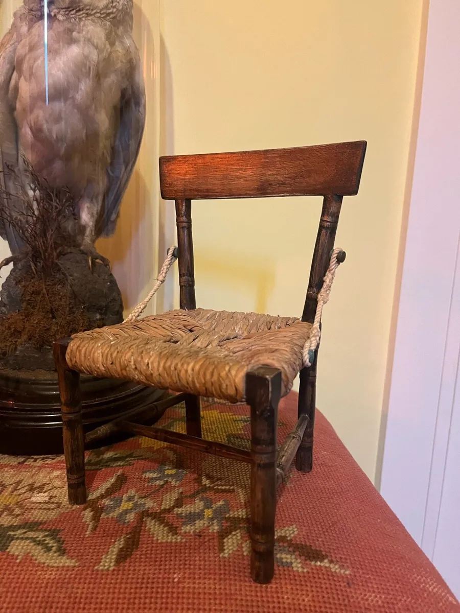 Antique Apprentice Sugan Chairs - Image 3