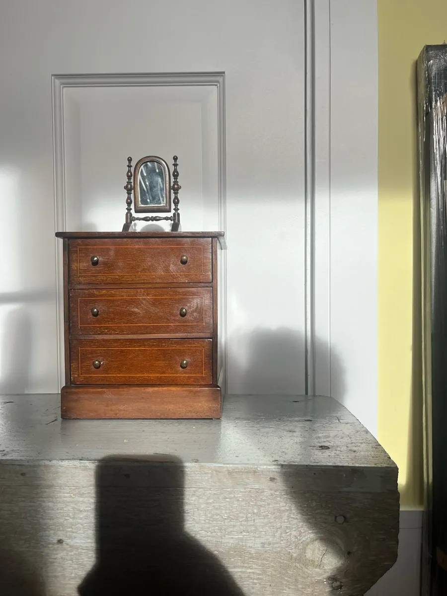 Antique Apprentice Chest & Cheval Mirror - Image 2