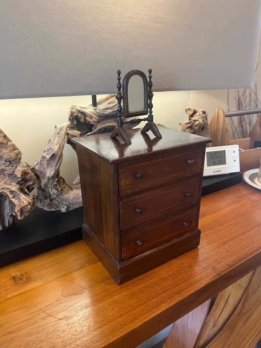 Antique Apprentice Chest & Cheval Mirror - Image 4