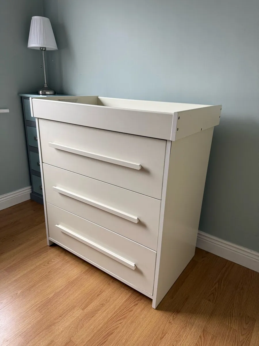 Mamas and papas baby changing unit - Image 1