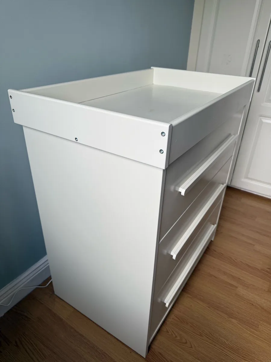 Mamas and papas baby changing unit - Image 4