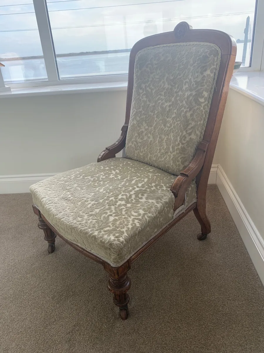 Antique Ladies Chair - Image 1