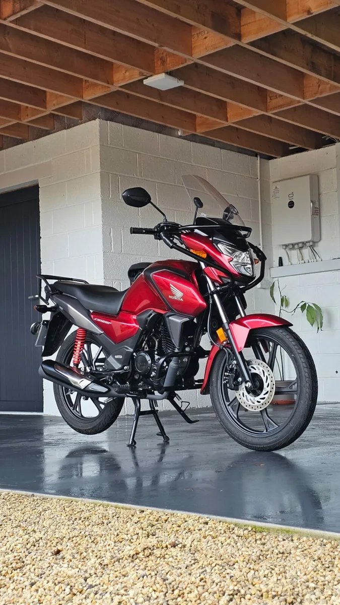 Honda CBF 125 Mint Condition with Extras - Image 1