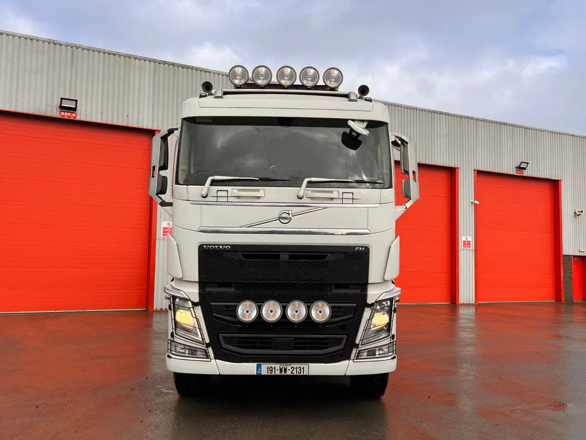 2019 Volvo FH 500 Sleeper Cab 5 Axle - Image 3