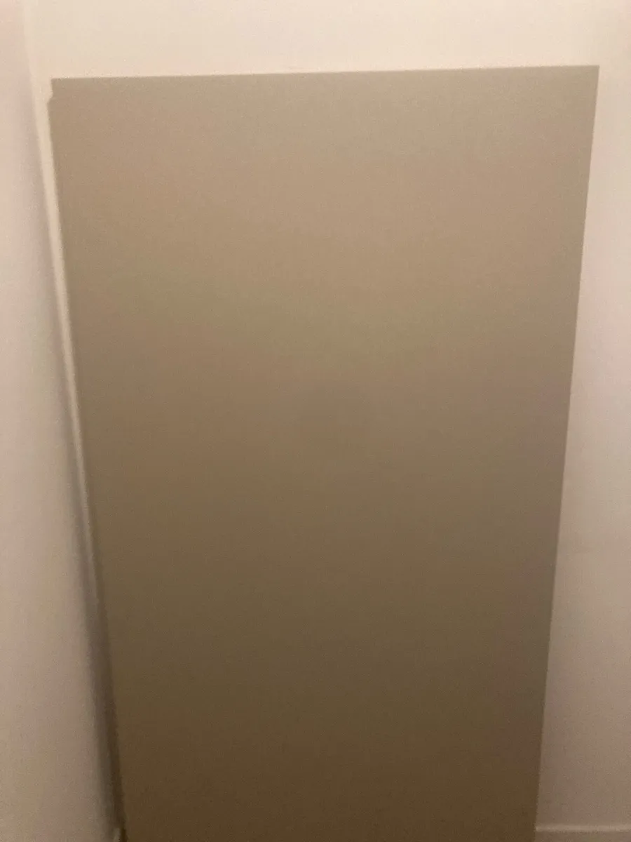 Free ikea desk top - Image 1