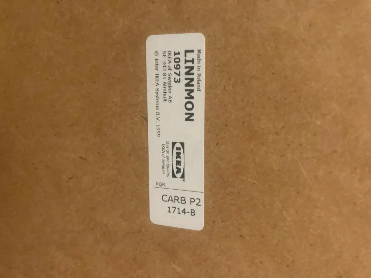 Free ikea desk top - Image 3