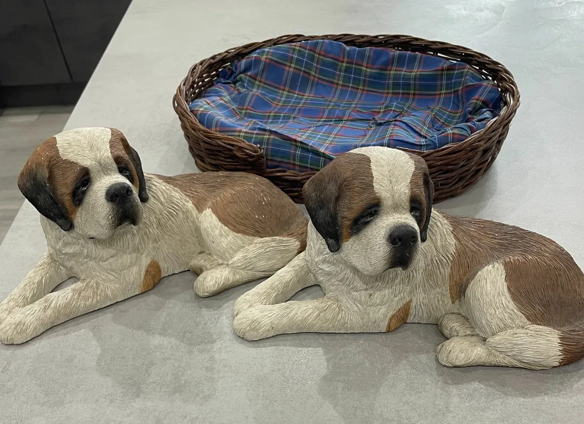 Dog Figurines - Image 1