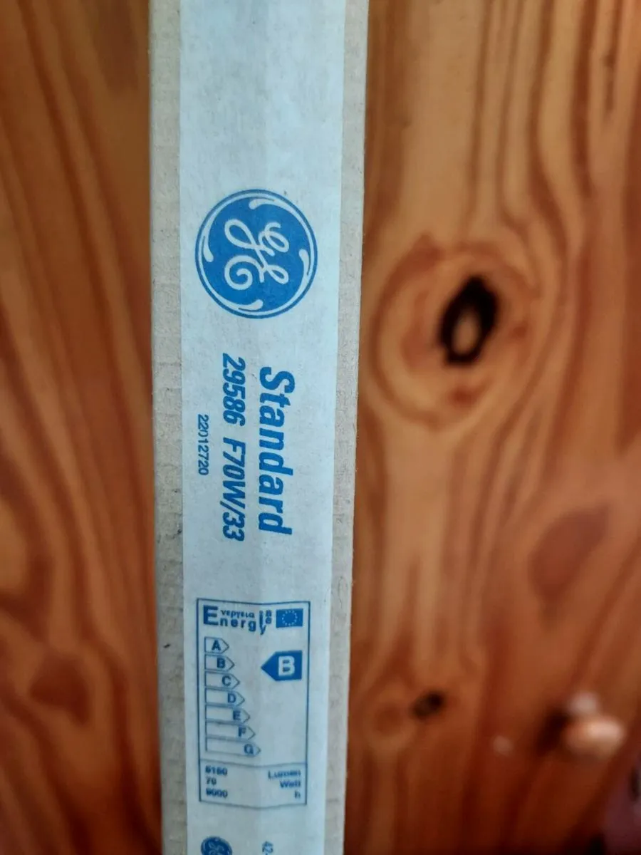 MCBs, RCDs, light units, bulbs - Image 3