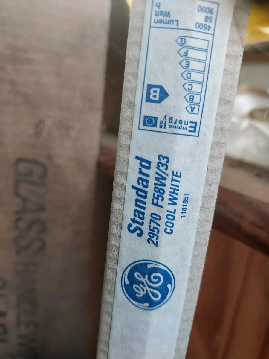 MCBs, RCDs, light units, bulbs - Image 4