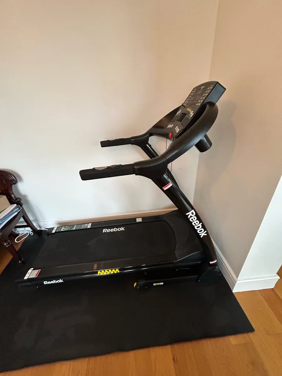 Reebok ZR8 Running Machine - Image 2