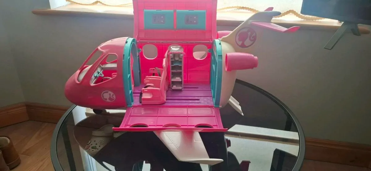 Barbie airplane - Image 3