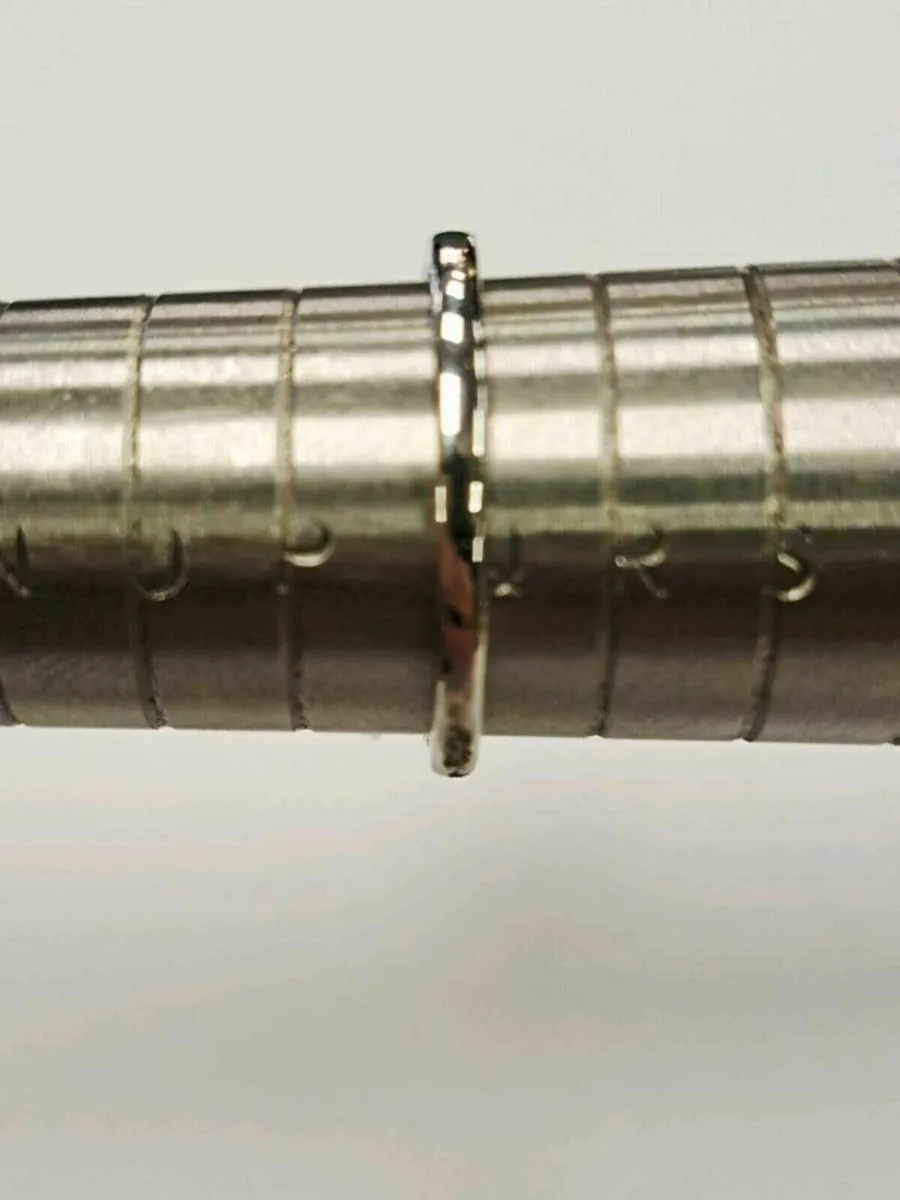 9K White Gold Diamond Ring 9CT - Image 2