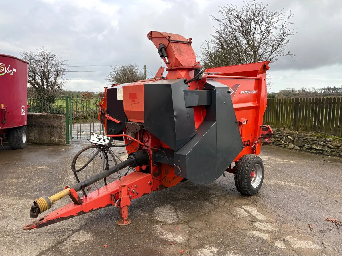 Kuhn 3560 Bedder - Image 1