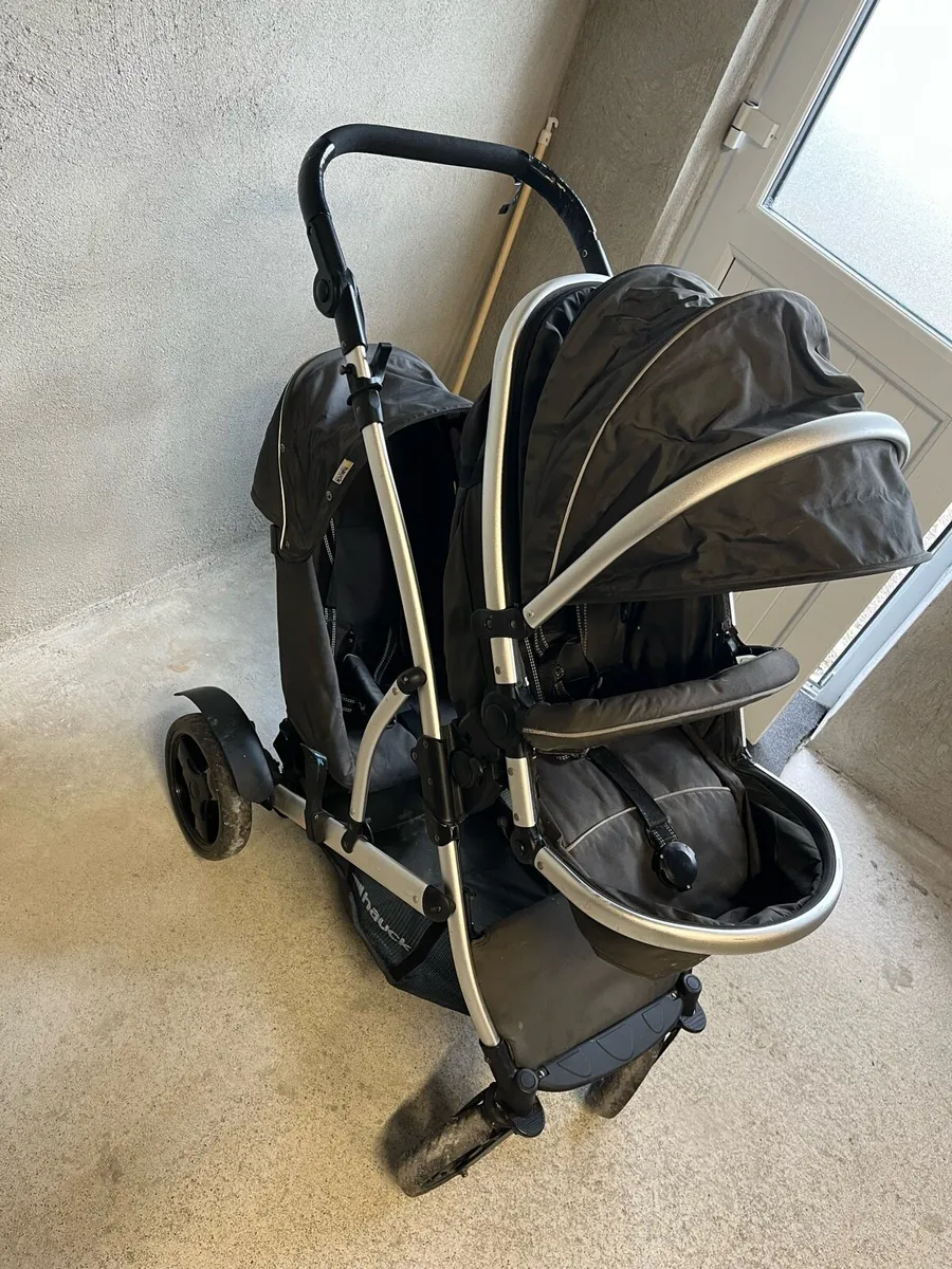 Hauck double buggy - Image 1
