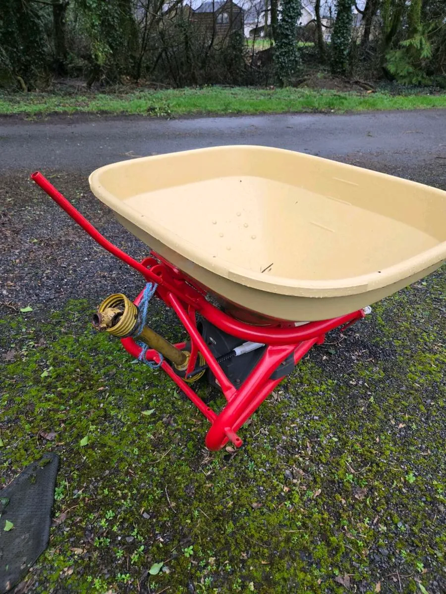 Vicon spreaders - Image 2