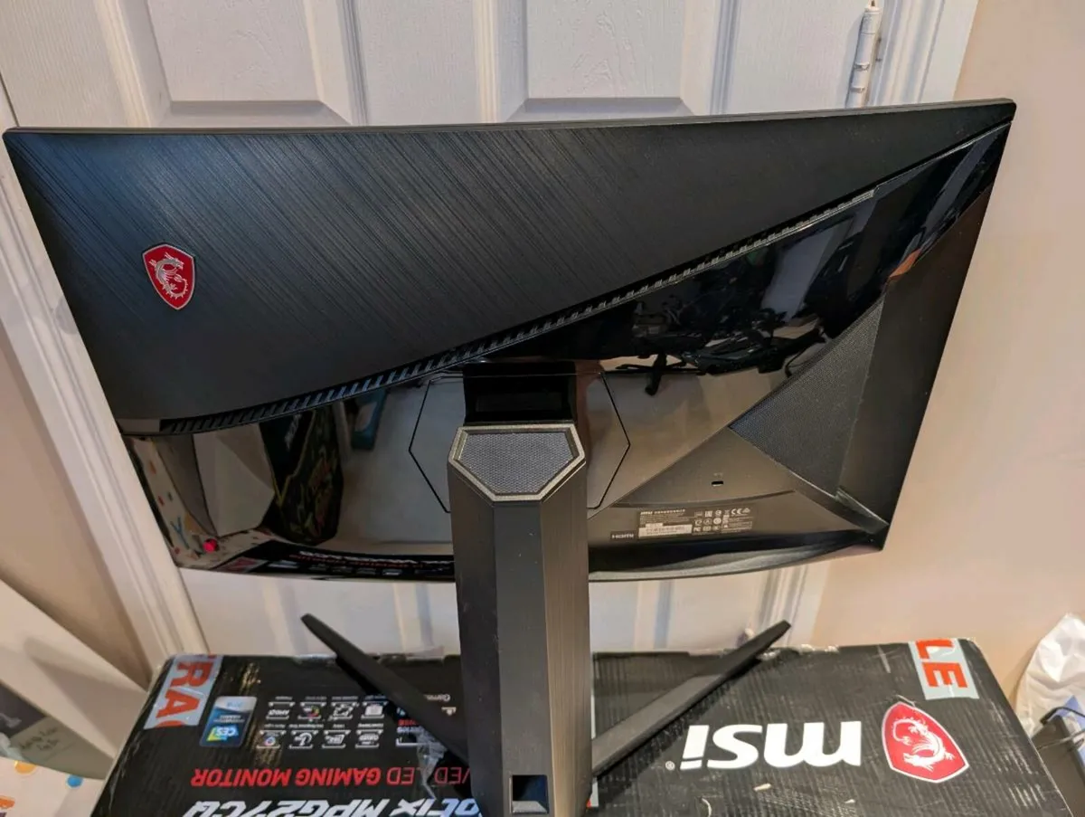 MSI MPG27CQ 27inch 2k Curved Monitor 144Hz - Image 2