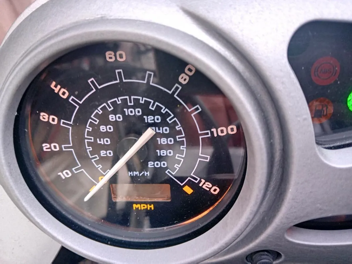 Bmw f650 cs - Image 4