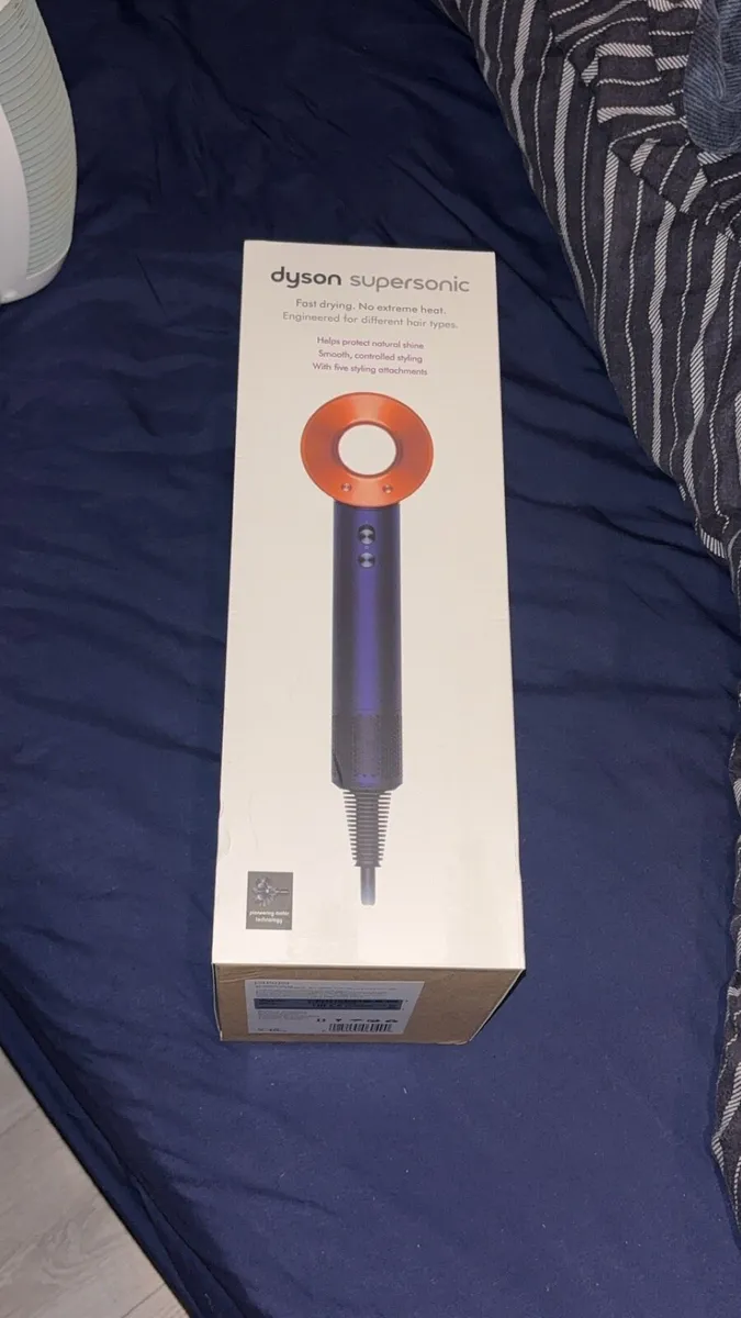 Dyson supersonic hairdryer - Image 1