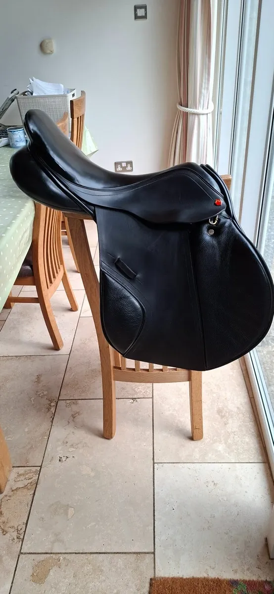 Albion k2 saddle - Image 4