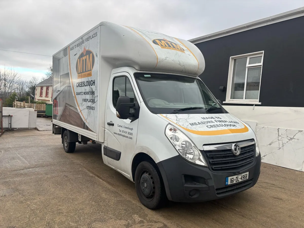 Vauxhall movano Luton - Image 1