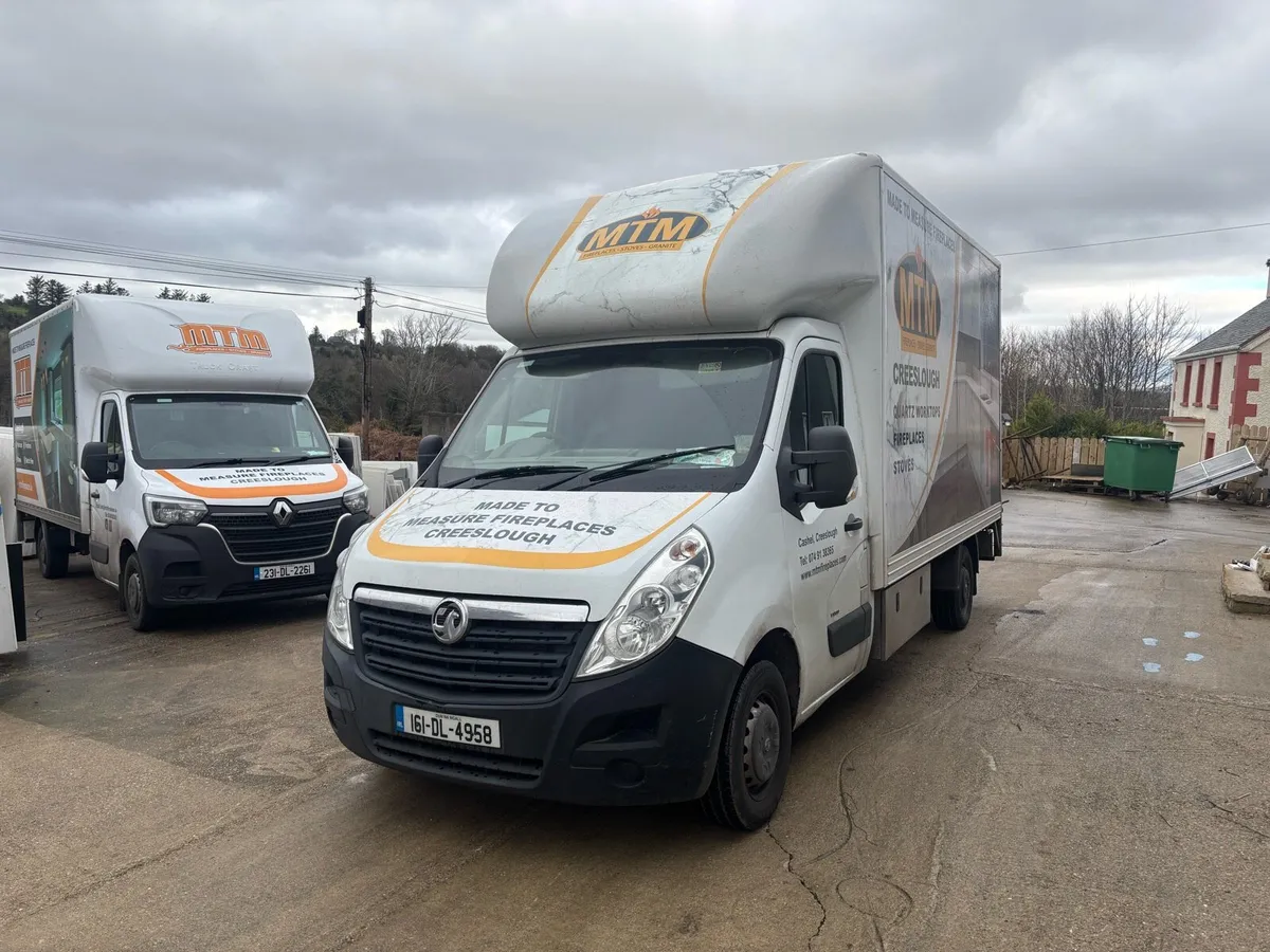 Vauxhall movano Luton - Image 2