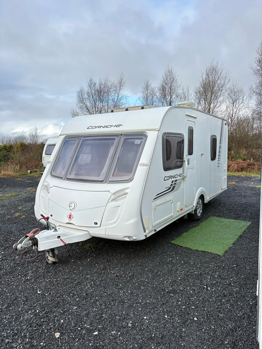 2011 Swift Corniche 4 Berth Fixed Bed Caravan - Image 2
