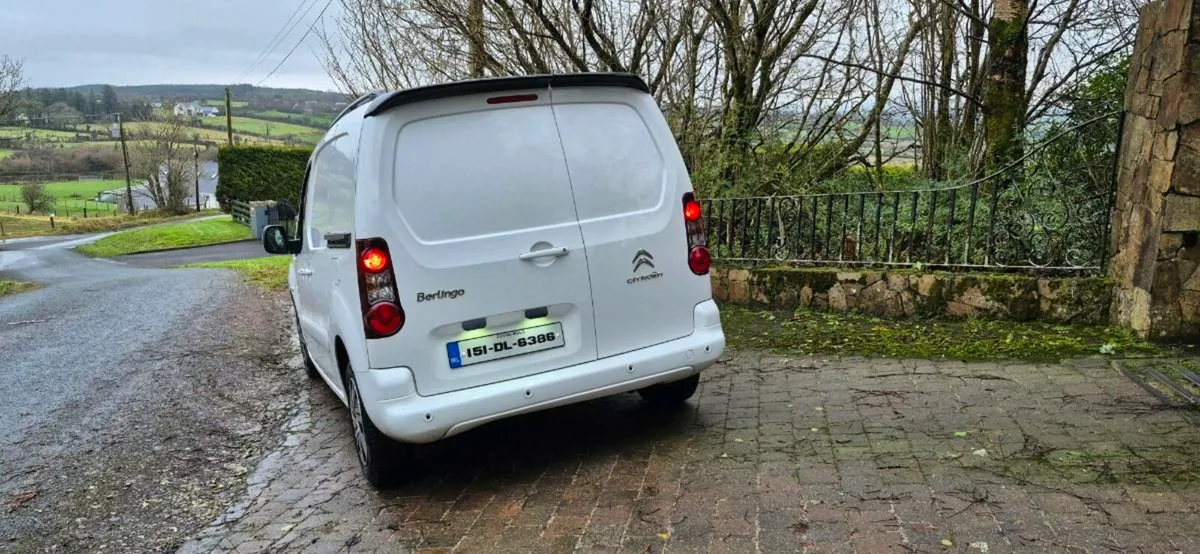 2015 Citreon Berlingo LUX model - Image 4