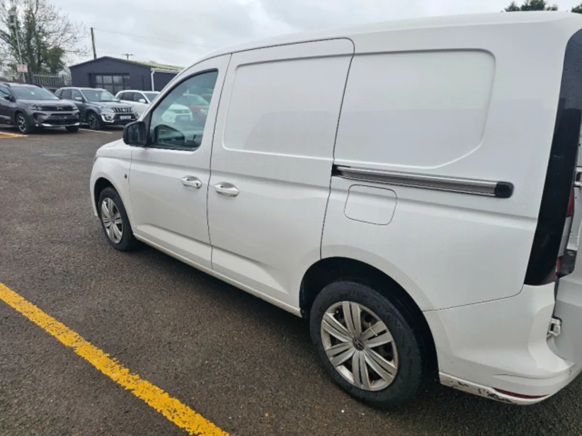 Volkswagen Caddy Cargo BUS TDI 75HP M6F 5DR - Image 2