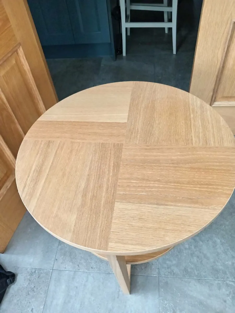 Round Console Table - Image 2