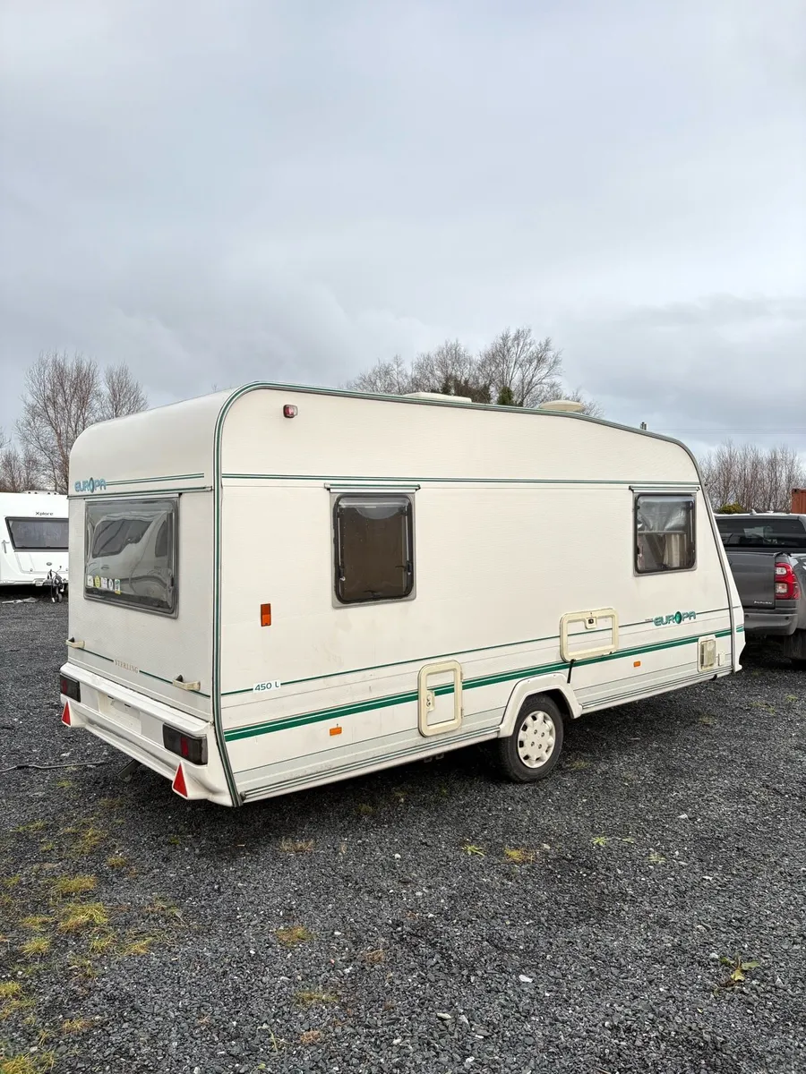Sterling Europa 5 berth caravan for sale - Image 4