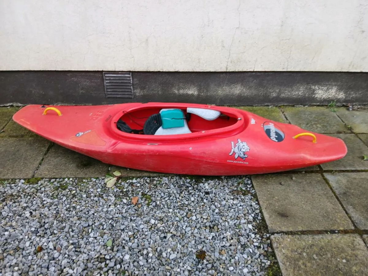 River kayaks - Image 1