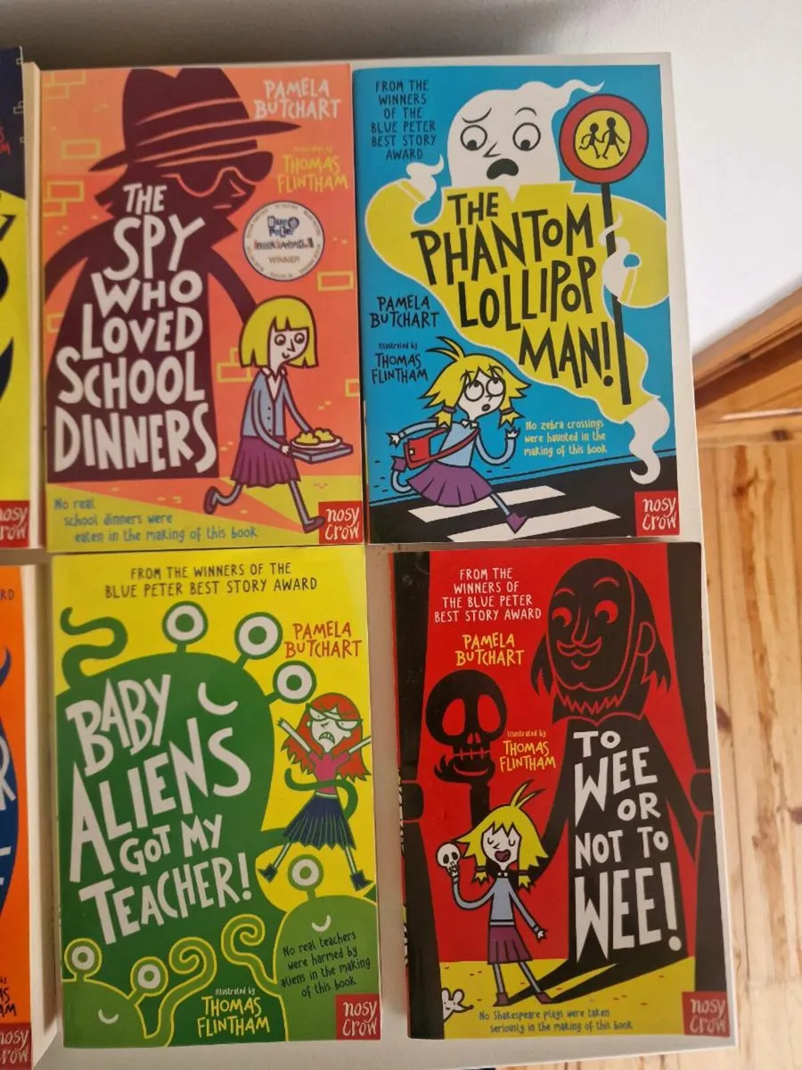 Selection of children books in sets - Image 1
