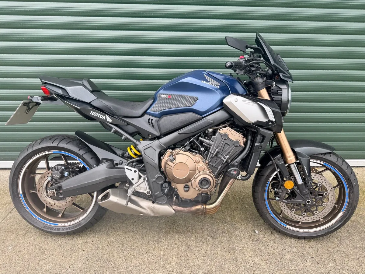 Honda CB650R - Image 1