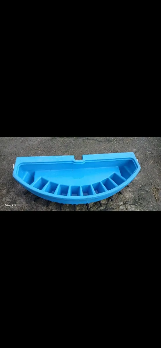 Calf feeder - Image 1