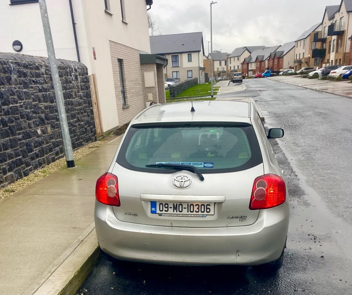 Toyota Auris 2009 - Image 3