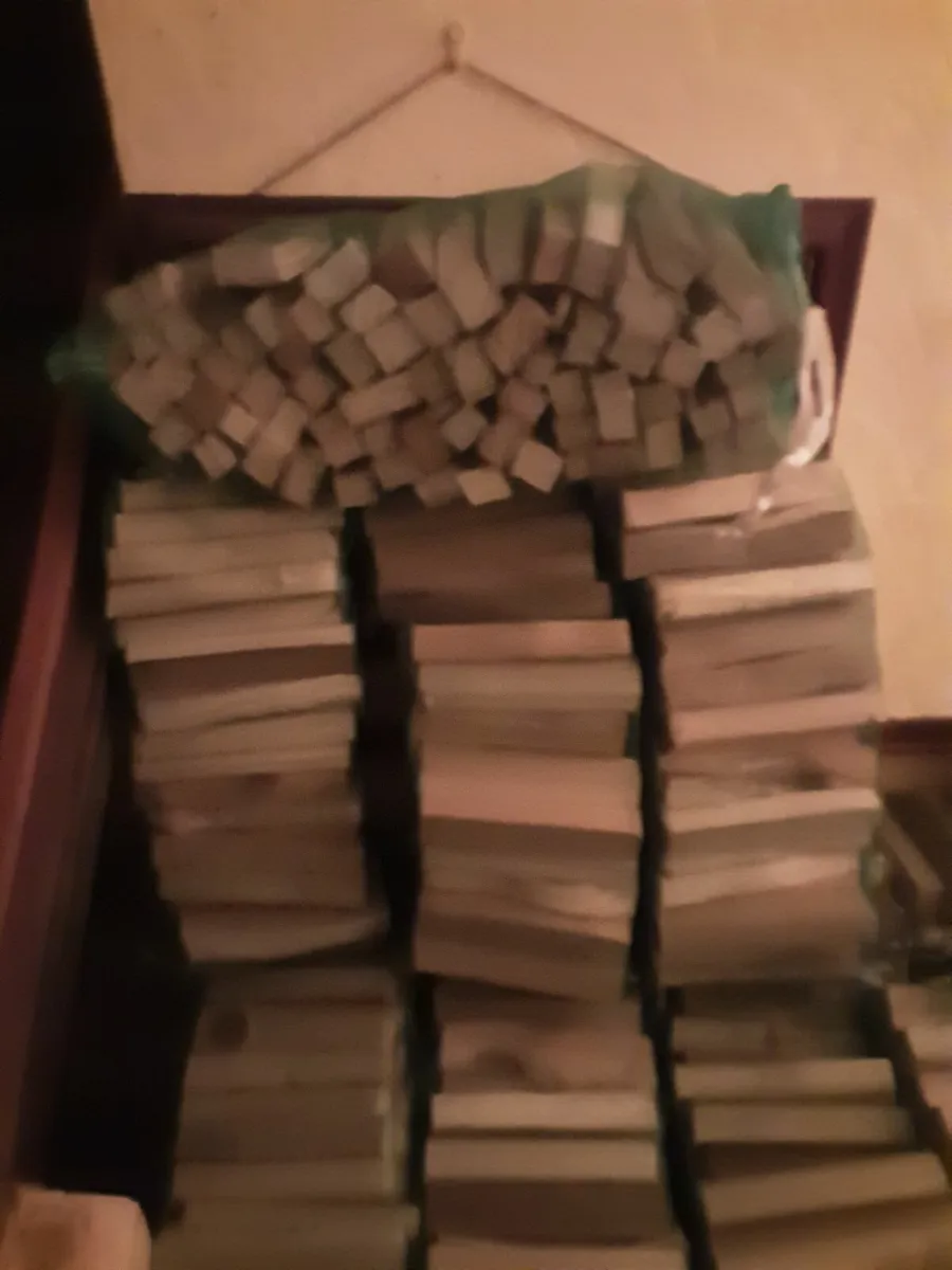 Bags of kindling - Image 2