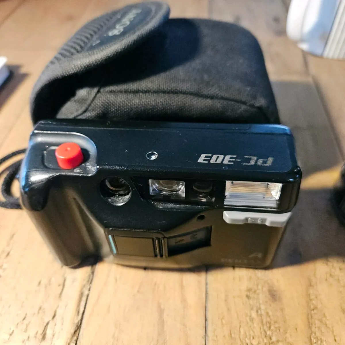 Pentax pc-303 film camera - Image 1